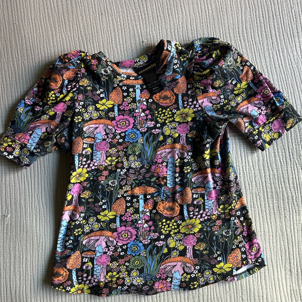 Nooworks puff sleeve top in magical mushroom